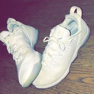 Nike Lebron basketball shoes